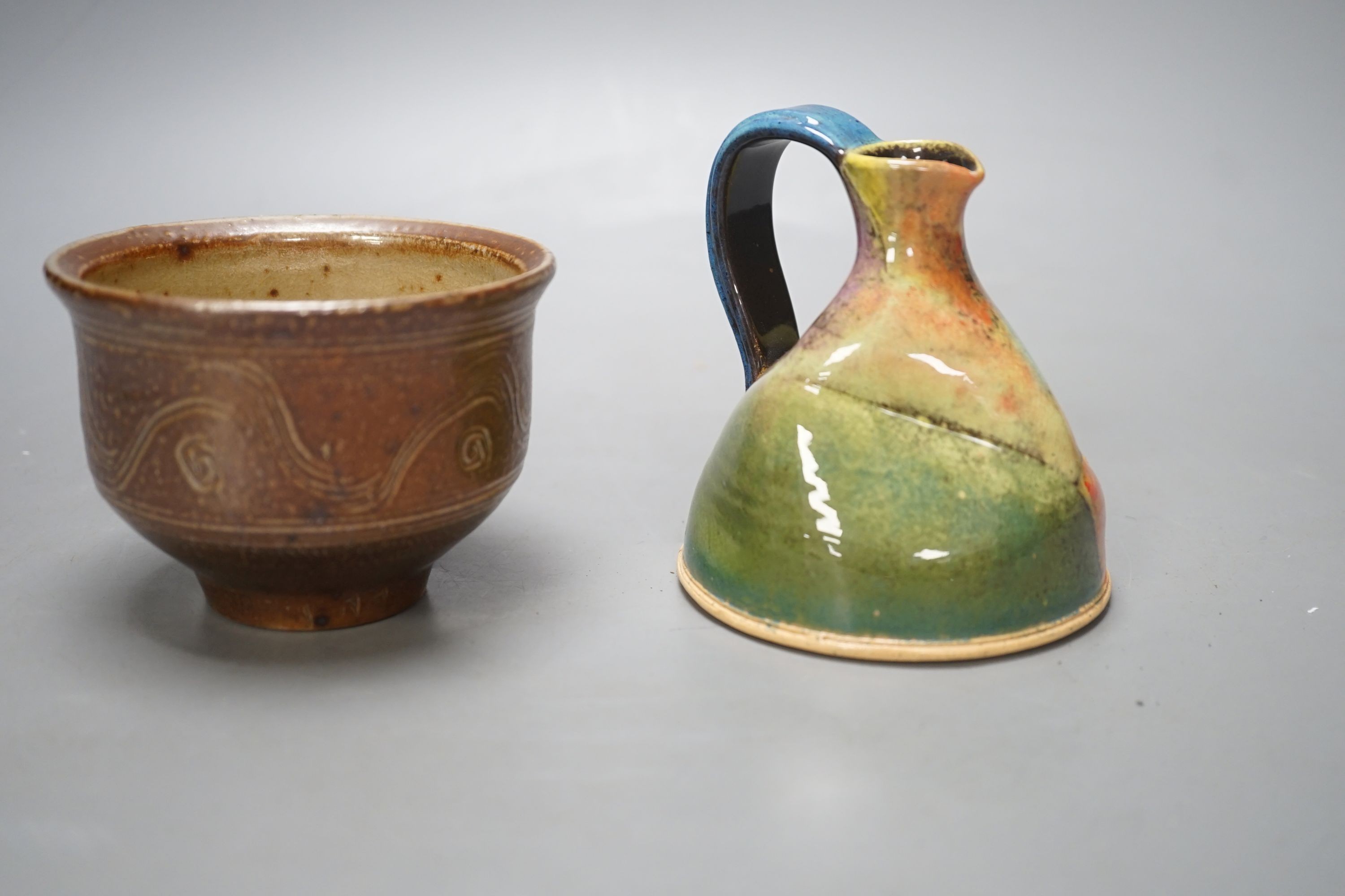 Ray Finch, a small Winchcombe pottery bowl and a studio pottery jug, 10cm